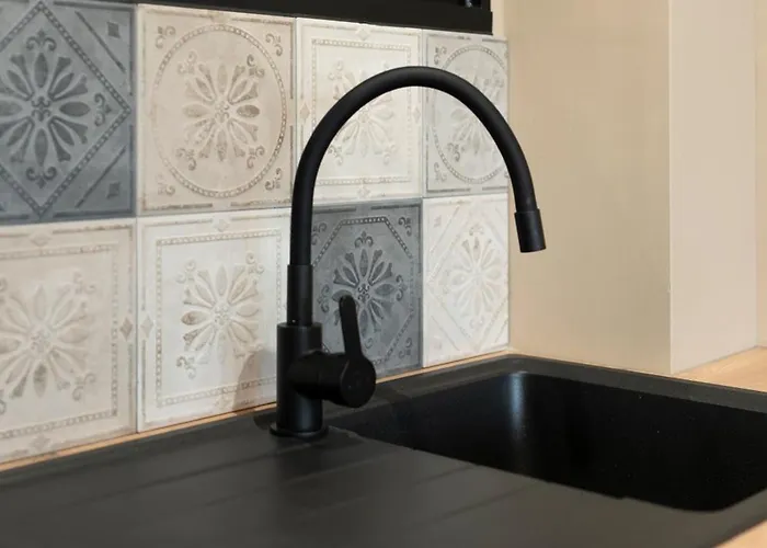 Apartment L'elegance Du Centre - Gare Congres - Parking - T3 *